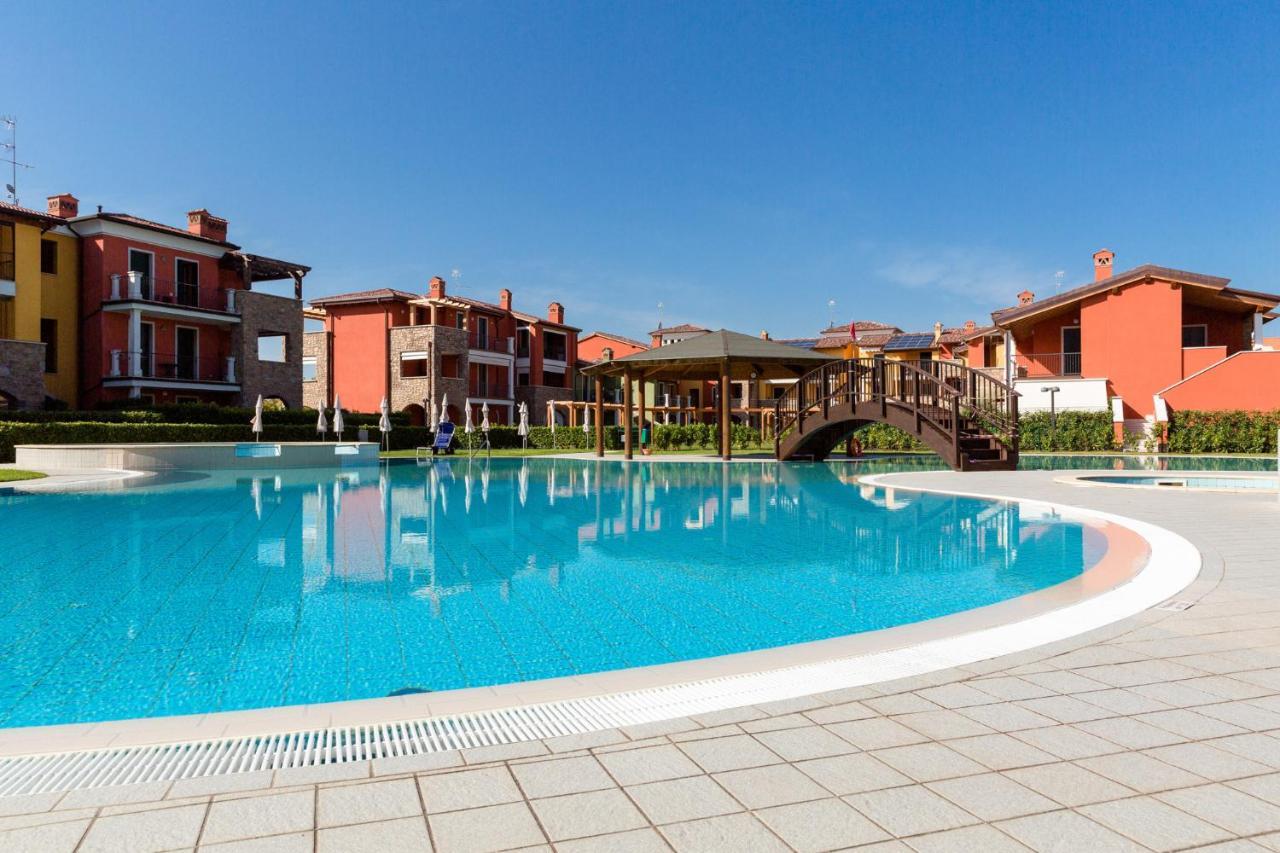 Appartamento Corina Sirmione Exterior photo