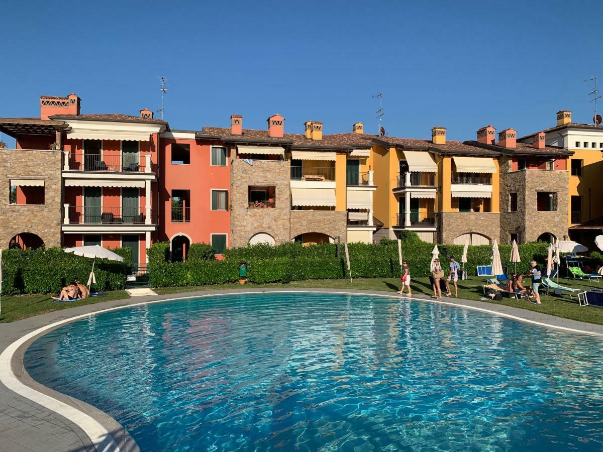 Appartamento Corina Sirmione Exterior photo